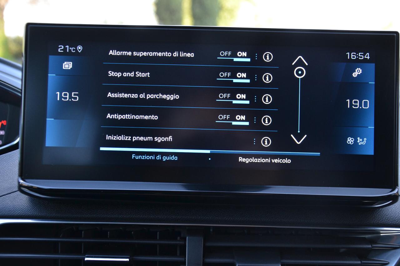 Peugeot 5008 1.5 HDi 130CV 7 POSTI AUT.**PREZZO REALE**KM20000*