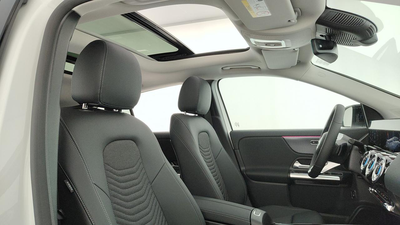 Mercedes-Benz GLA 200 d automatic