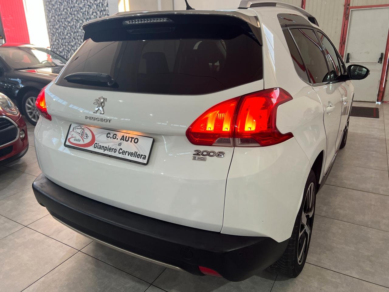 Peugeot 2008 1.6 92 CV - ALLURE - 2014