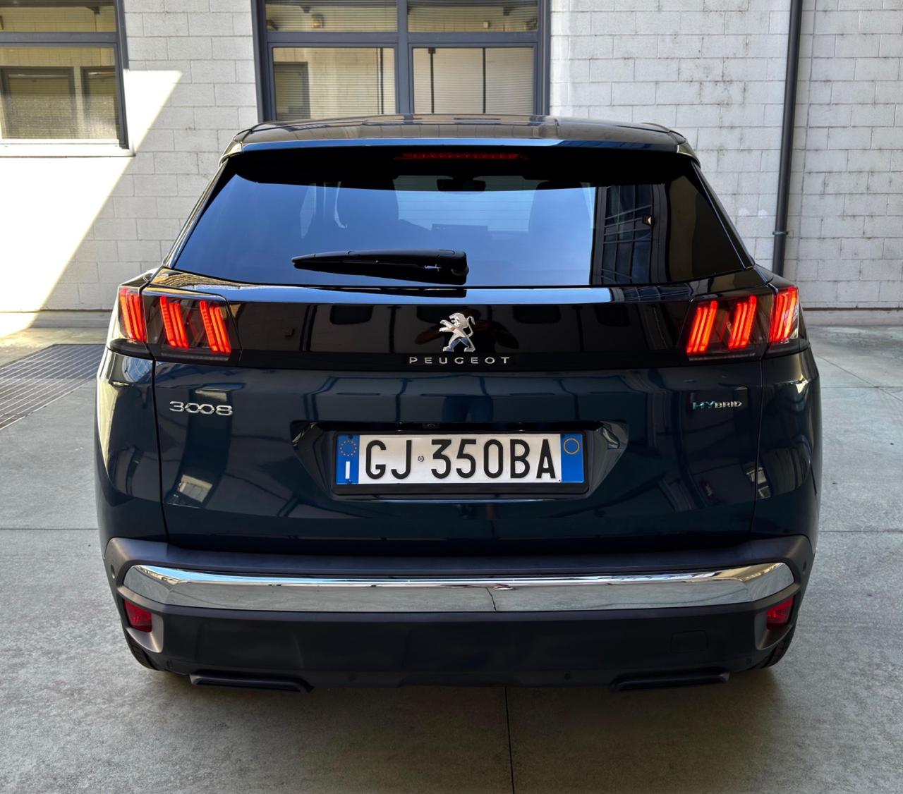 Peugeot 3008 Hybrid 225 e-EAT8 Allure