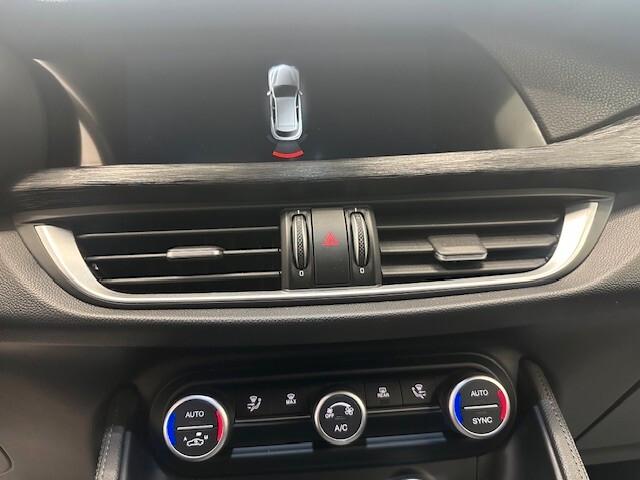Alfa Romeo Stelvio 2.2 Turbodiesel 160 CV AT8 RWD Sport-Tech