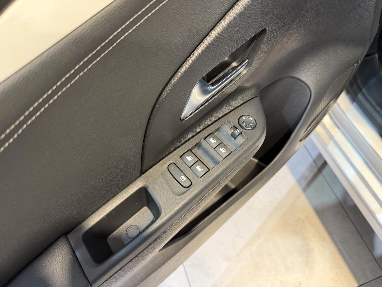 Opel Corsa Hybrid 110 CV aut. GS