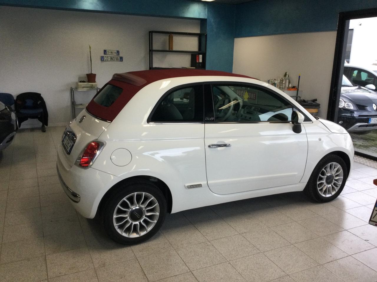 Fiat 500 C 0.9 TwinAir Turbo Rock