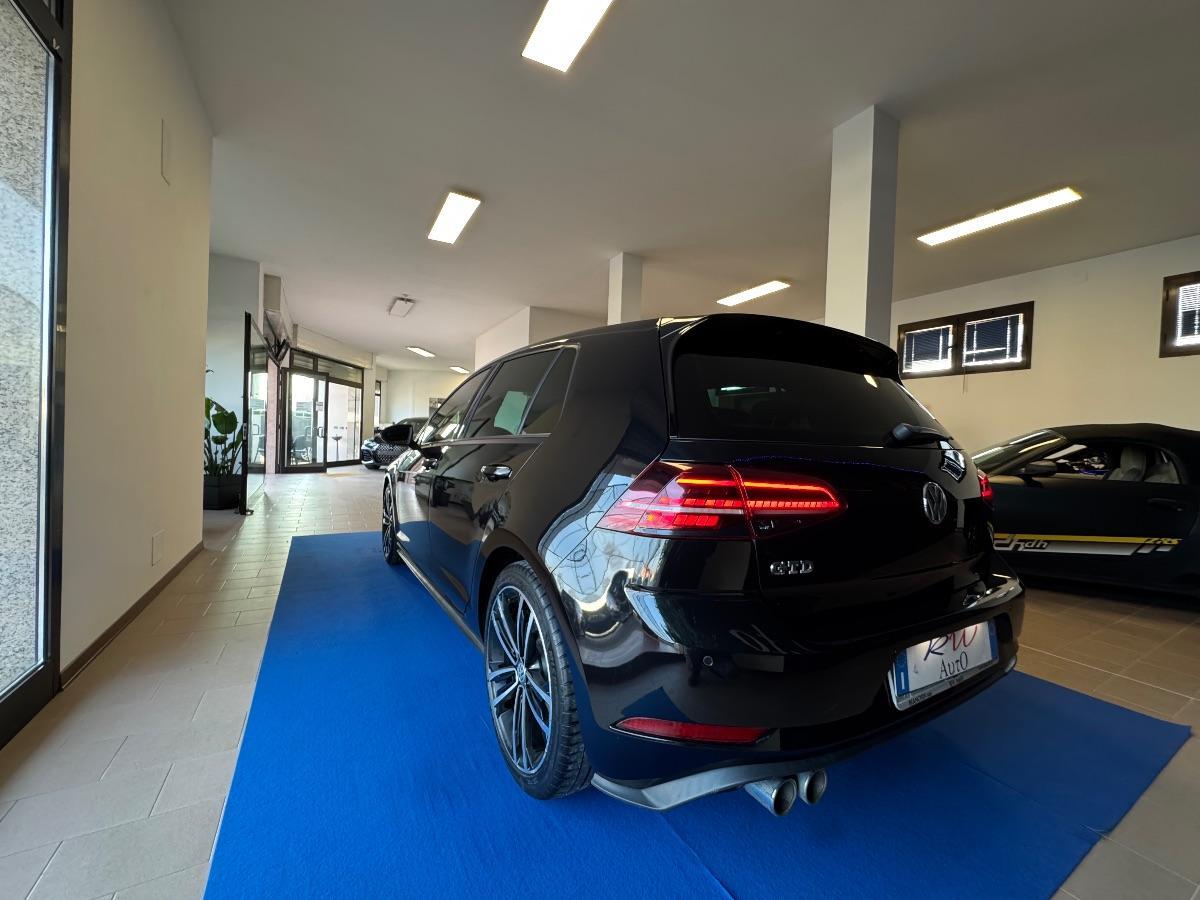 VOLKSWAGEN - Golf - GTD 2.0 TDI DSG 5p.BlueMotion Tech.