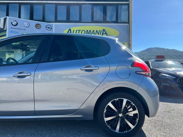 PEUGEOT 208 1° serie PureTech 82 Stop&Start 5 porte Signature