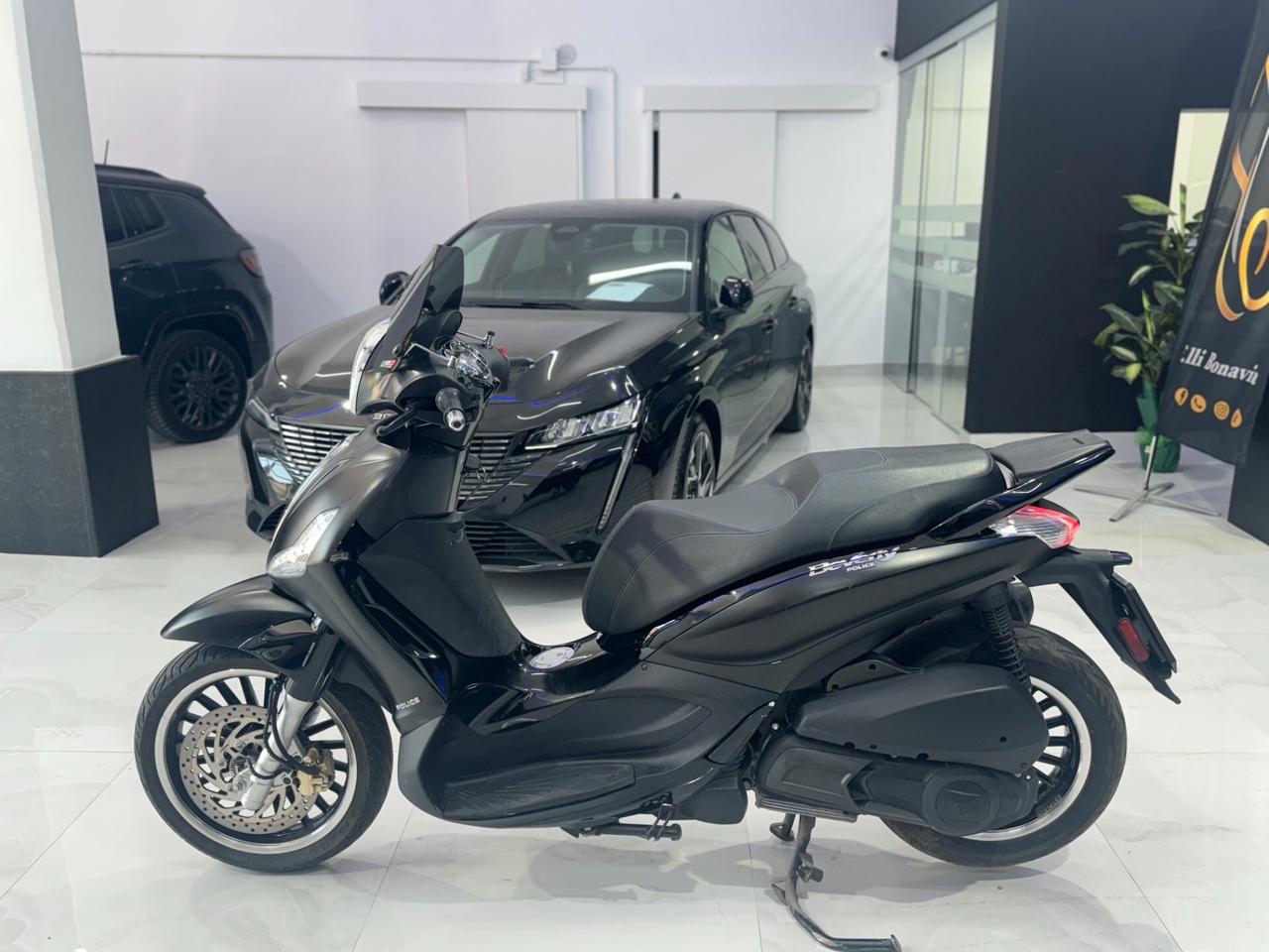 Piaggio Beverly 300 i.e. POLICE