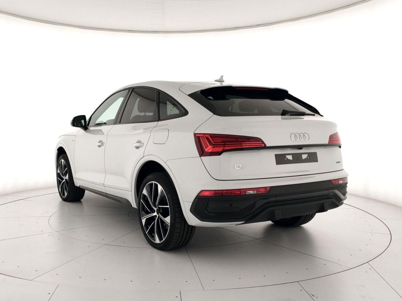 Audi Q5 sportback 55 2.0 tfsi e identity black quattro s-tronic
