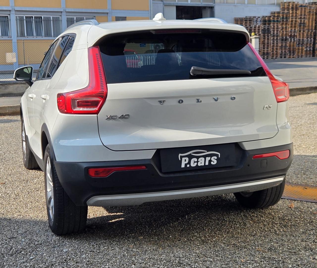 Volvo XC40 D3 Geartronic Business Plus