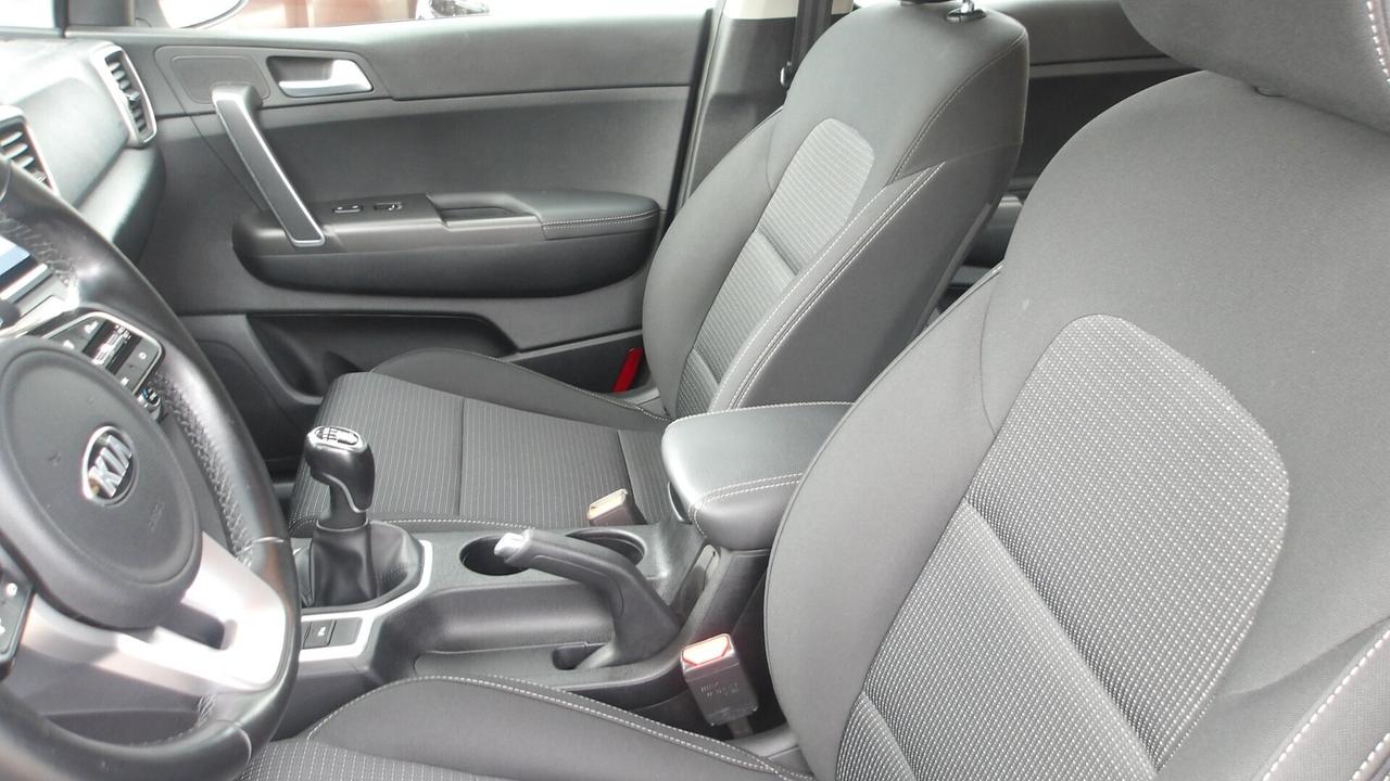 KIA SPORTAGE 1.6 HYBRID-RETROC-PREZZO PROMO!