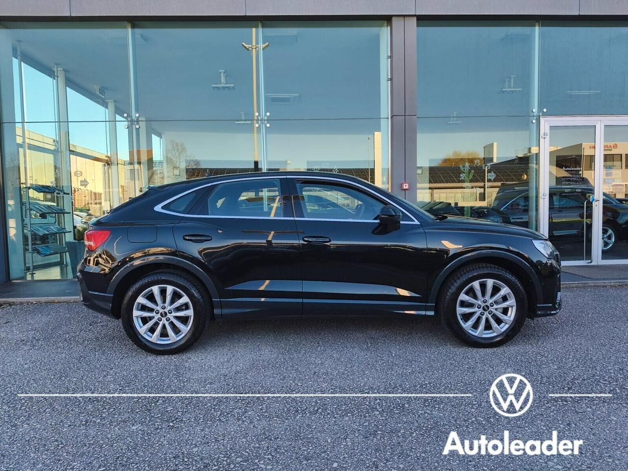 Audi Q3 35 TFSI 6M SOLI 59mila km interno Pelle S line