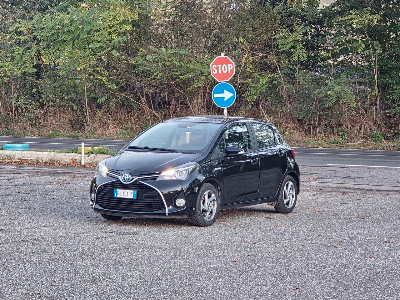 Toyota Yaris 1.5 Hybrid 5 porte Active