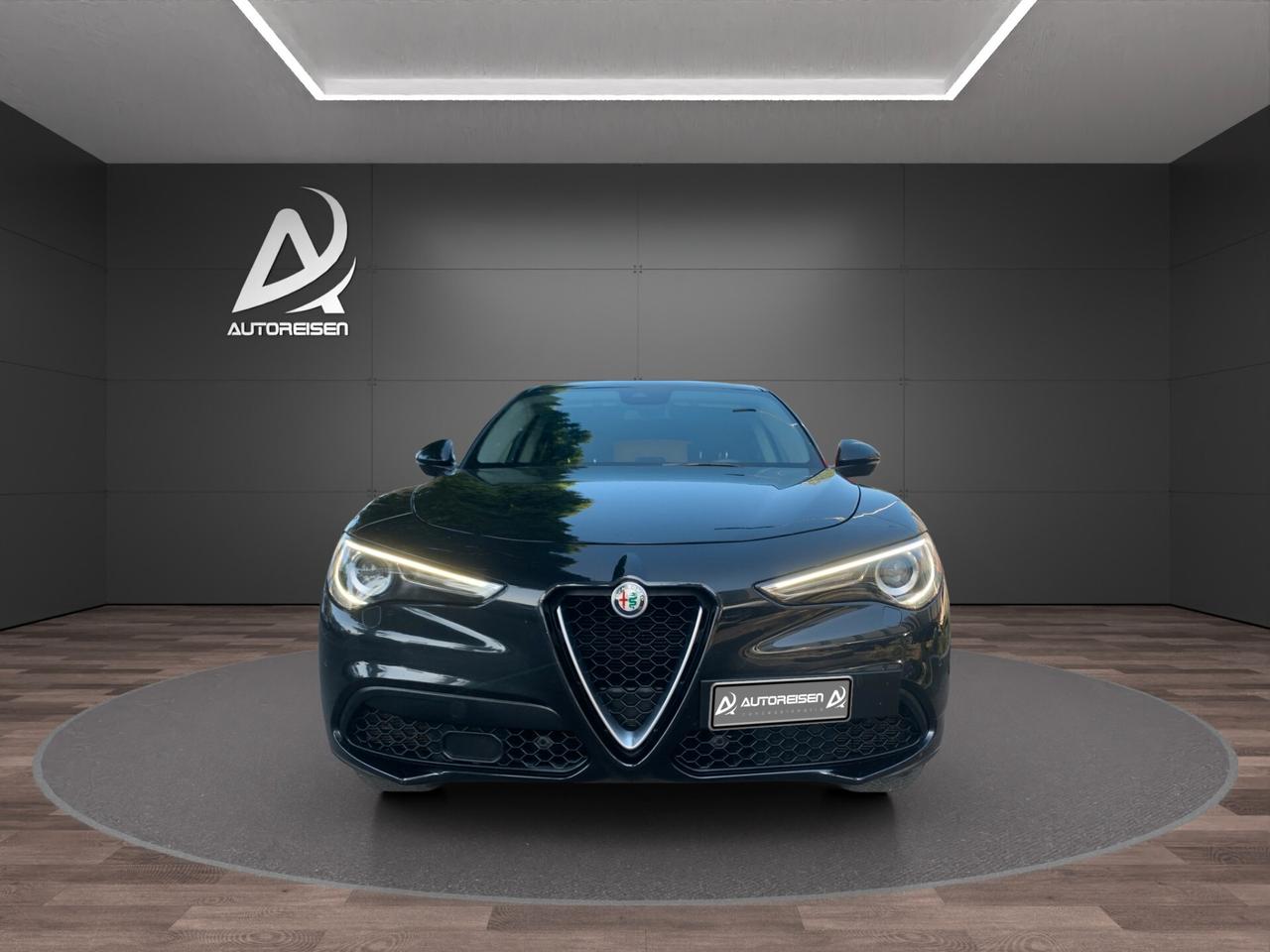 Alfa Romeo Stelvio 2.0 Turbo 200 CV AT8 Q4 Super