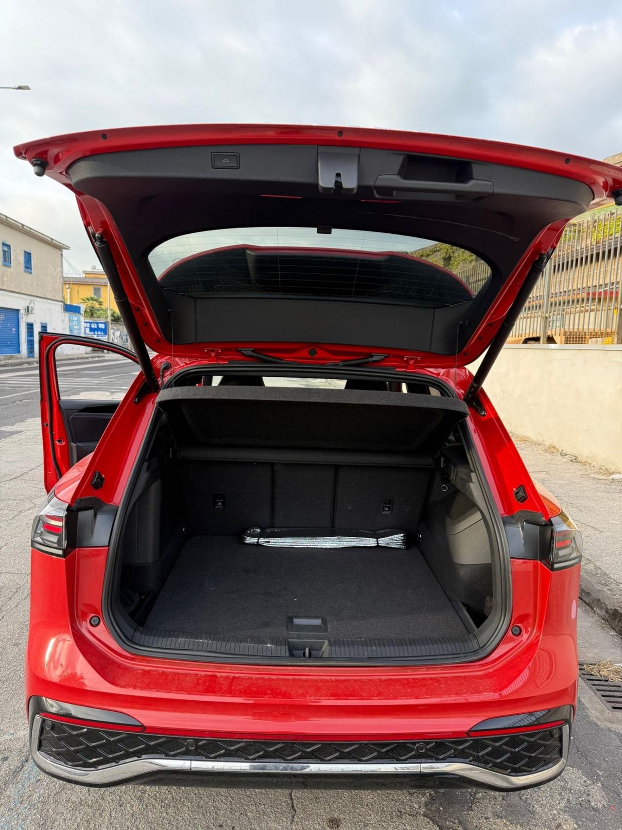 Volkswagen Tiguan 1.5 TSI eHybrid DSG R-Line Plus