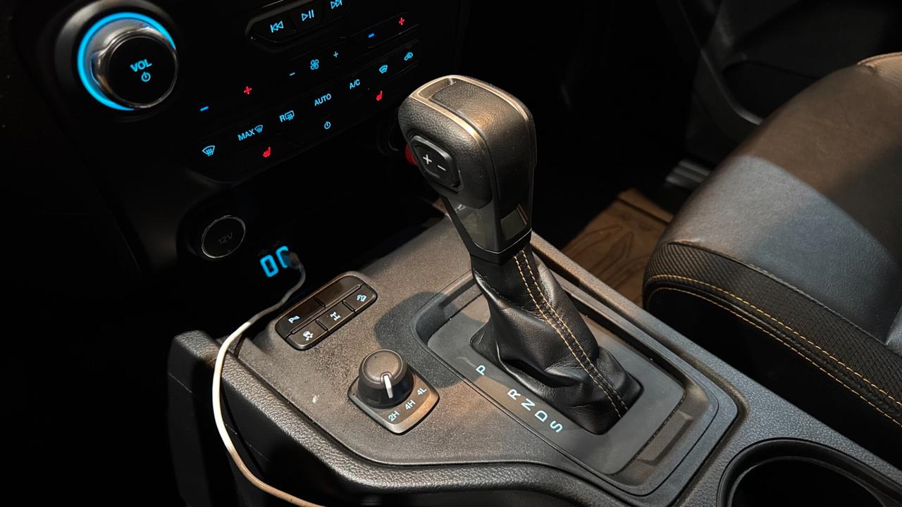 FORD RANGER 4X4 213CV - 2023 AUTO - CARRO