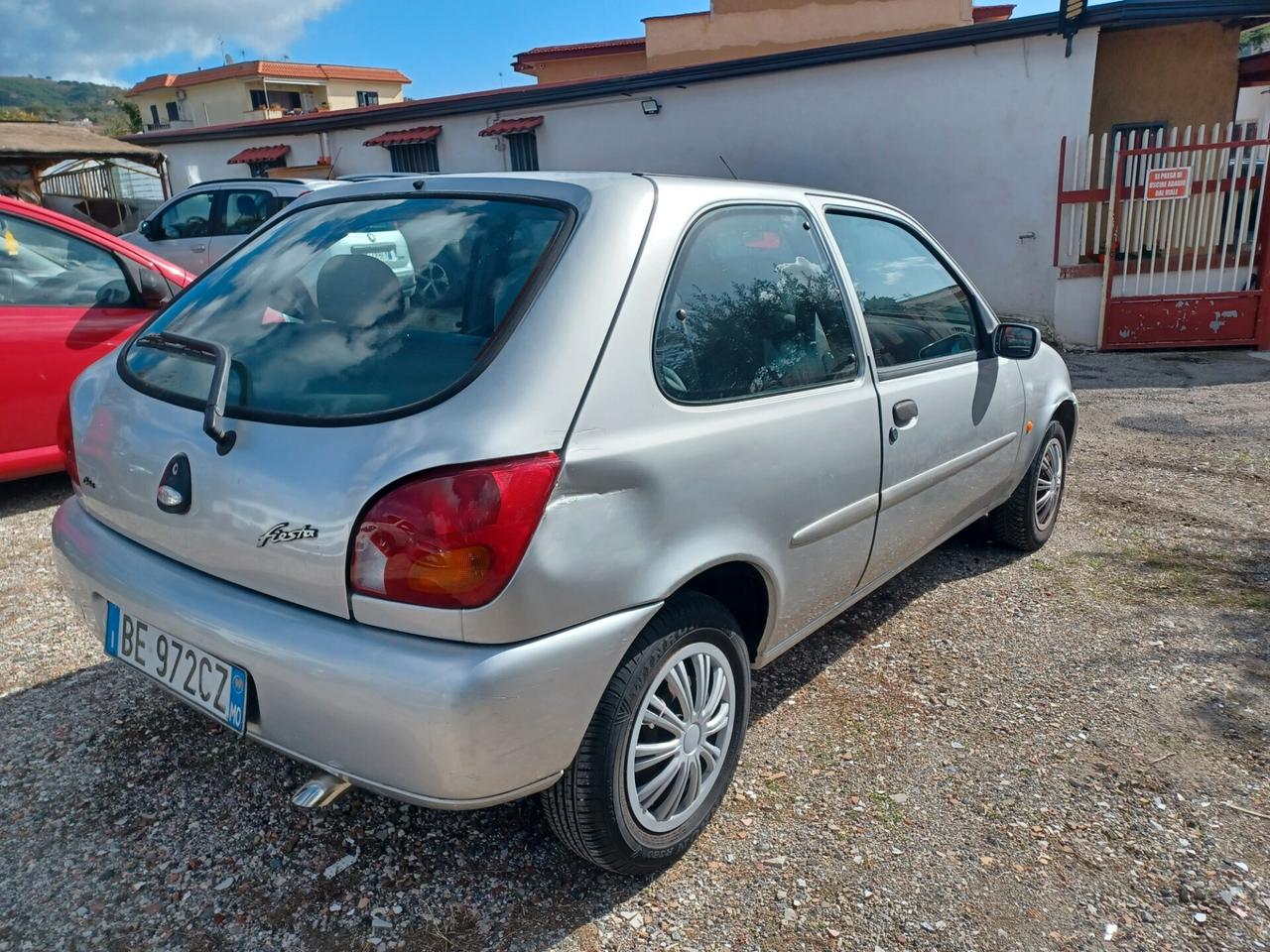 Ford Fiesta 1.2i 16V cat 3 porte Ghia