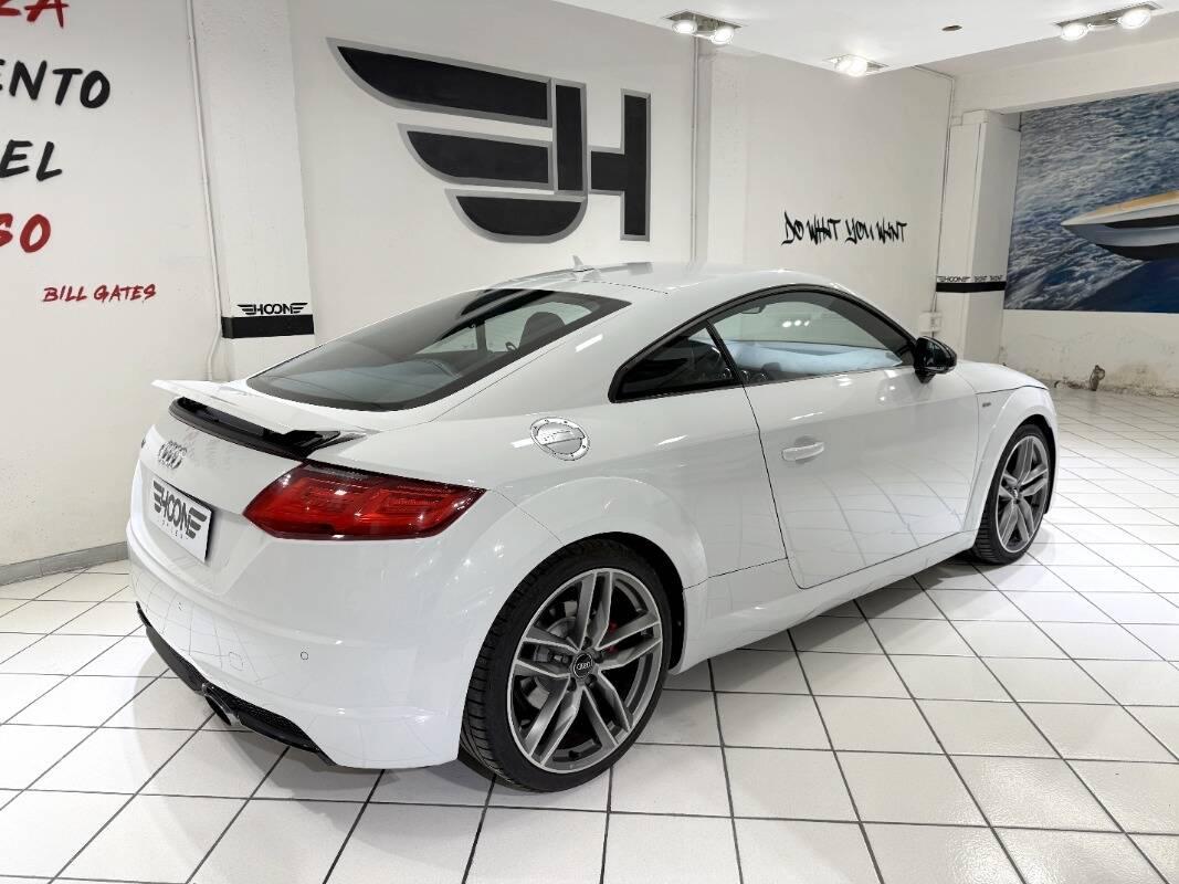 Audi TT Coupé 2.0 tfsi S line