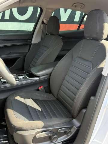Alfa Romeo Stelvio Stelvio 2.2 t Business Q4 190cv auto