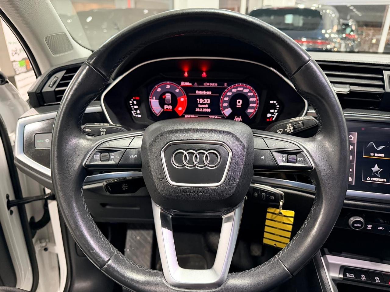Audi Q3 35 TDI S tronic Business