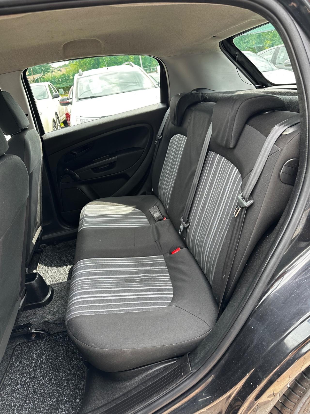 Fiat Punto 1.3 MJT II 75 CV 5 porte Lounge