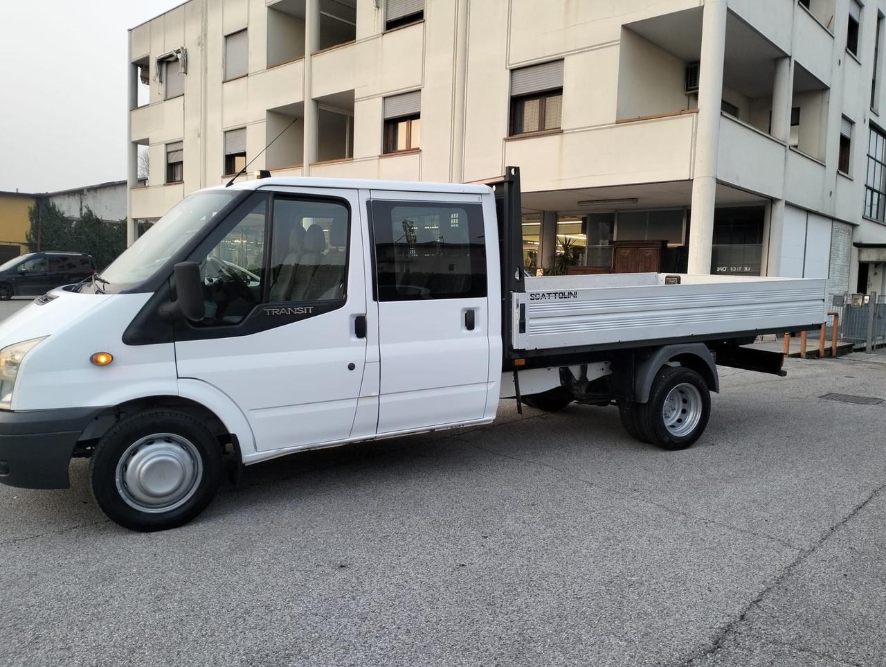 FORD TRANSIT 7 POSTI 2.4 TDCI 140 CV SUPER TAGLIANDATO