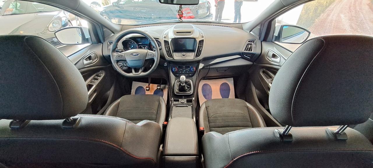 Ford Kuga 1.5 TDCI 120 CV ST-Line FullOptional