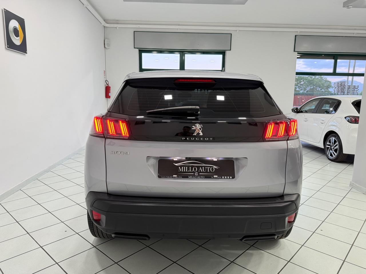 Peugeot 3008 BlueHDi 130 S&S EAT8 Allure