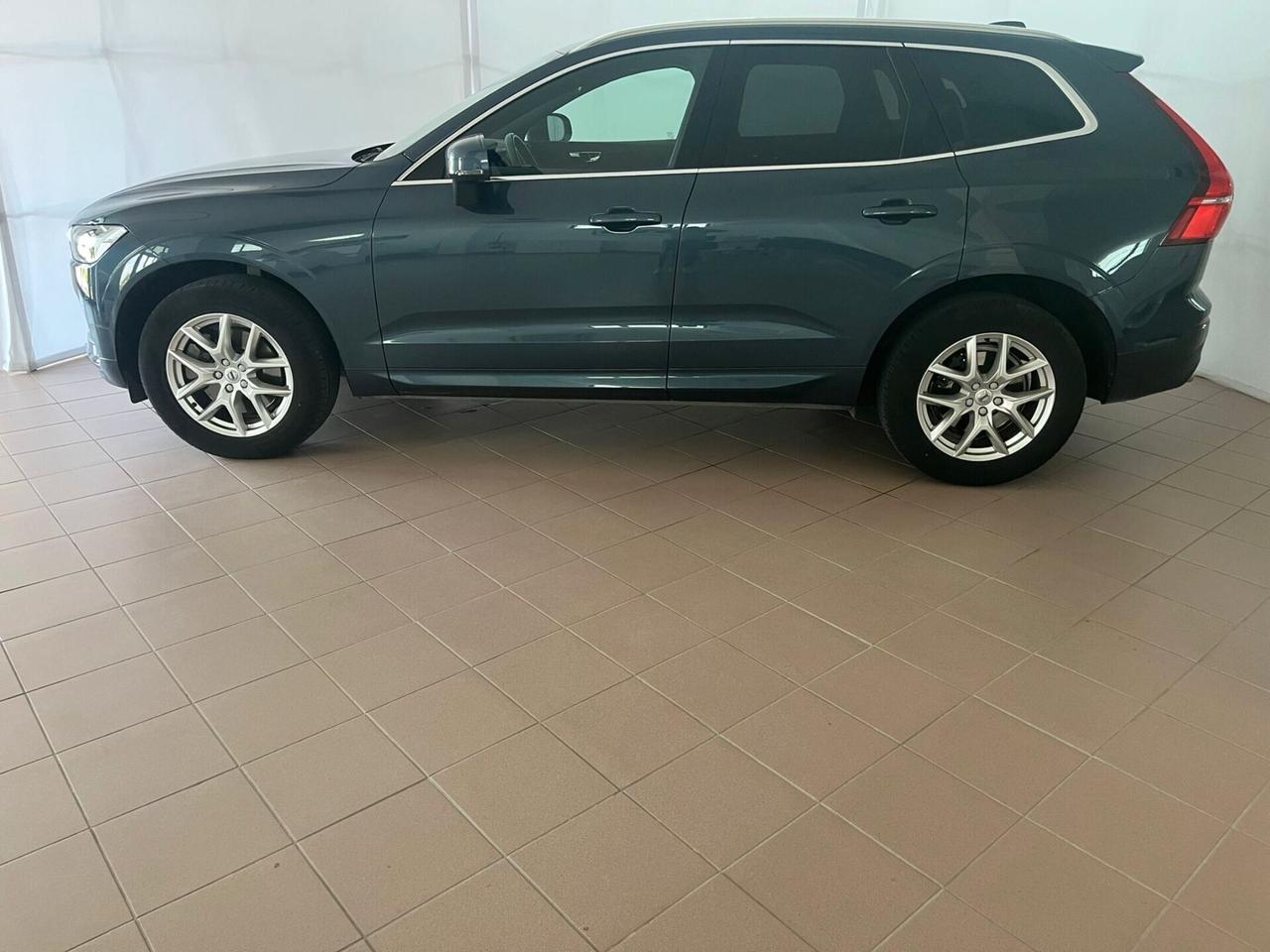 Volvo XC 60 B4 (d) AWD Geartronic Momentum