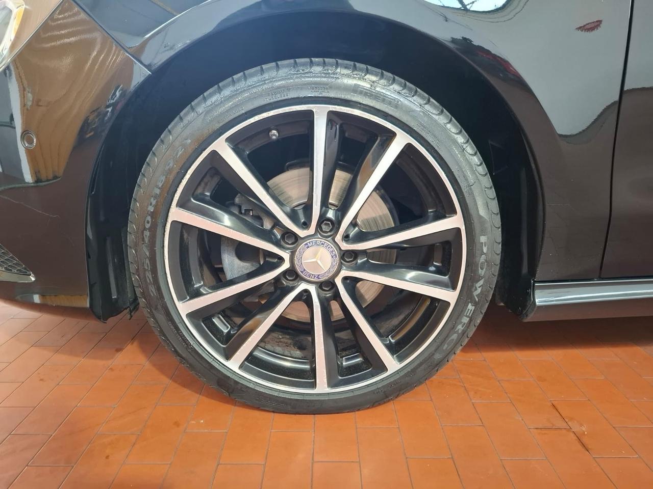Mercedes-benz CLA 200 d S.W. Premium full optional