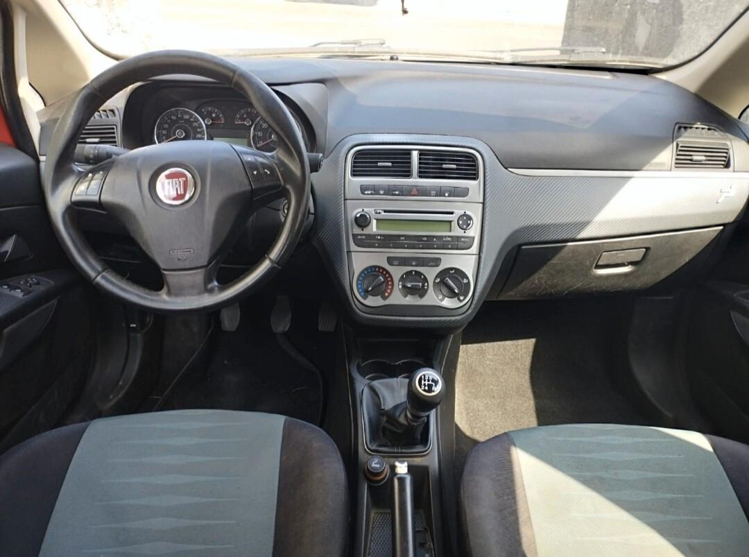 Fiat Grande Punto 1.4 5 porte Active Natural Power