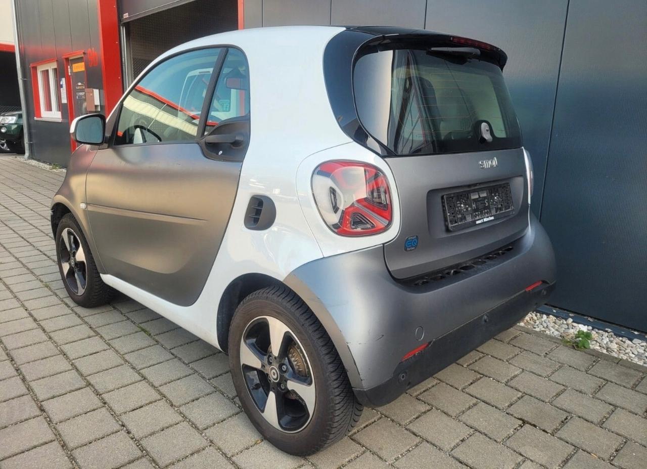 Smart ForTwo EQ Passion 82cv Navi Camera Fari