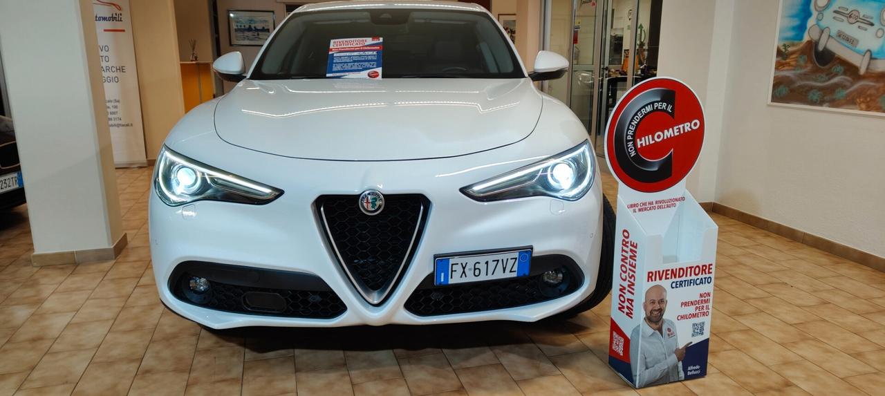 Alfa Romeo Stelvio 2.2 Turbodiesel 190 CV AT8 Q4 Super