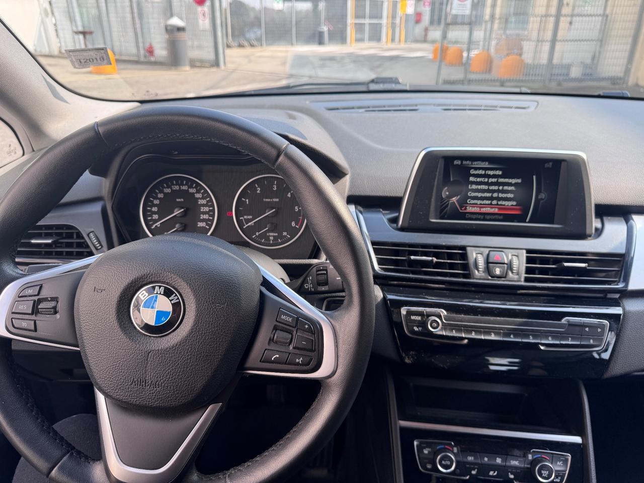 Bmw 216d Active Tourer Advantage 2017