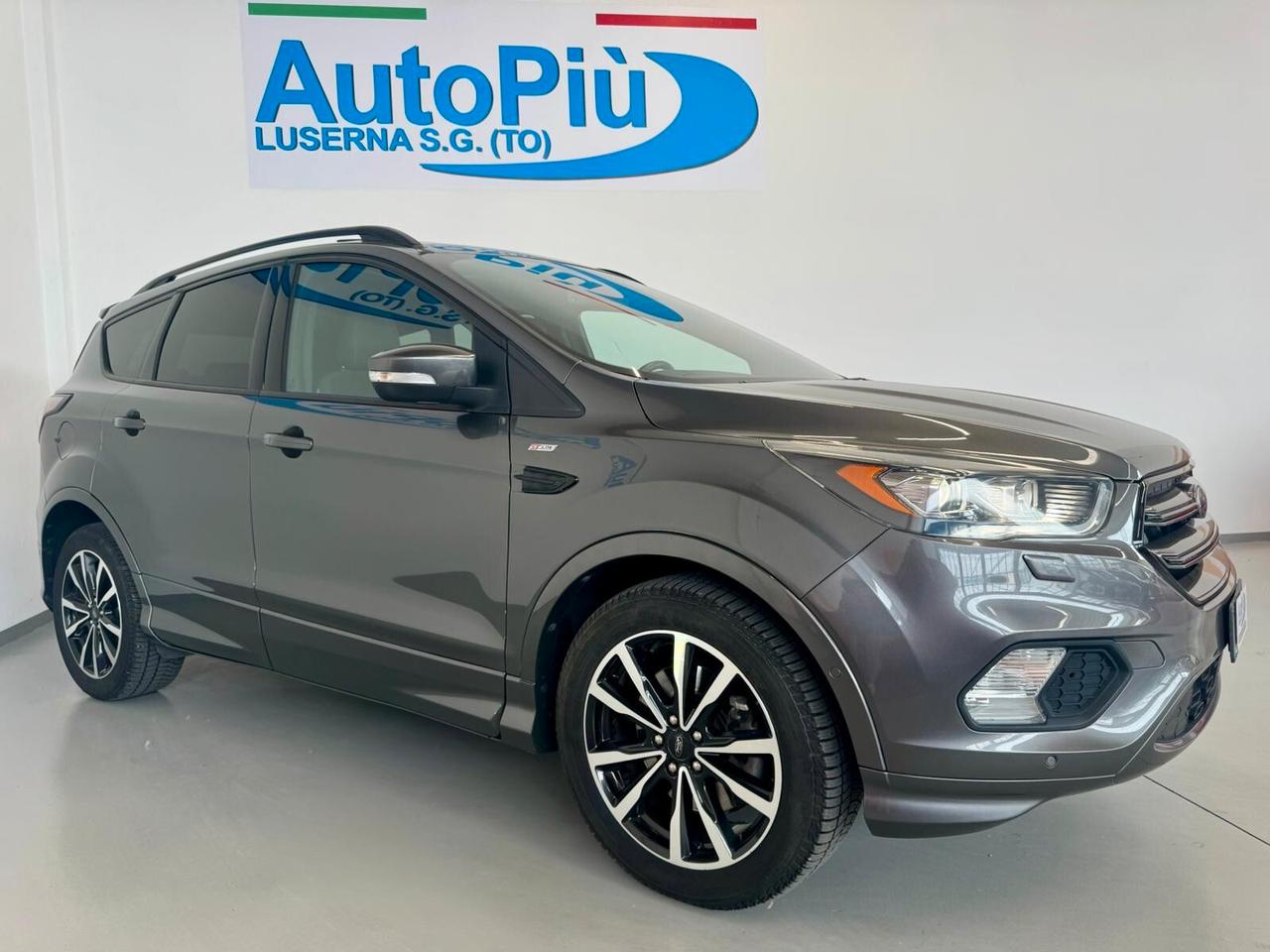 Ford Kuga 2.0 TDCI 150 CV S&S 4WD ST-Line