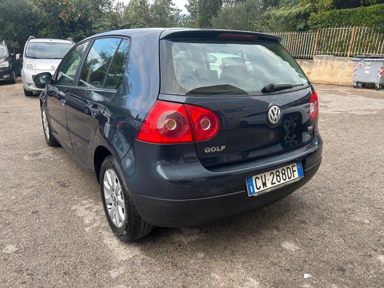 Volkswagen Golf 1.9 TDI 5p
