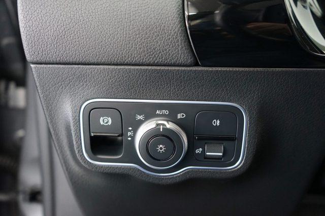 MERCEDES-BENZ GLA 180 d Automatic Business UFFICIALE UNIPROP.