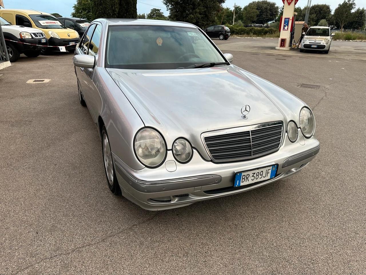 Mercedes-benz E 220 CDI AUOTOM PERFETTA