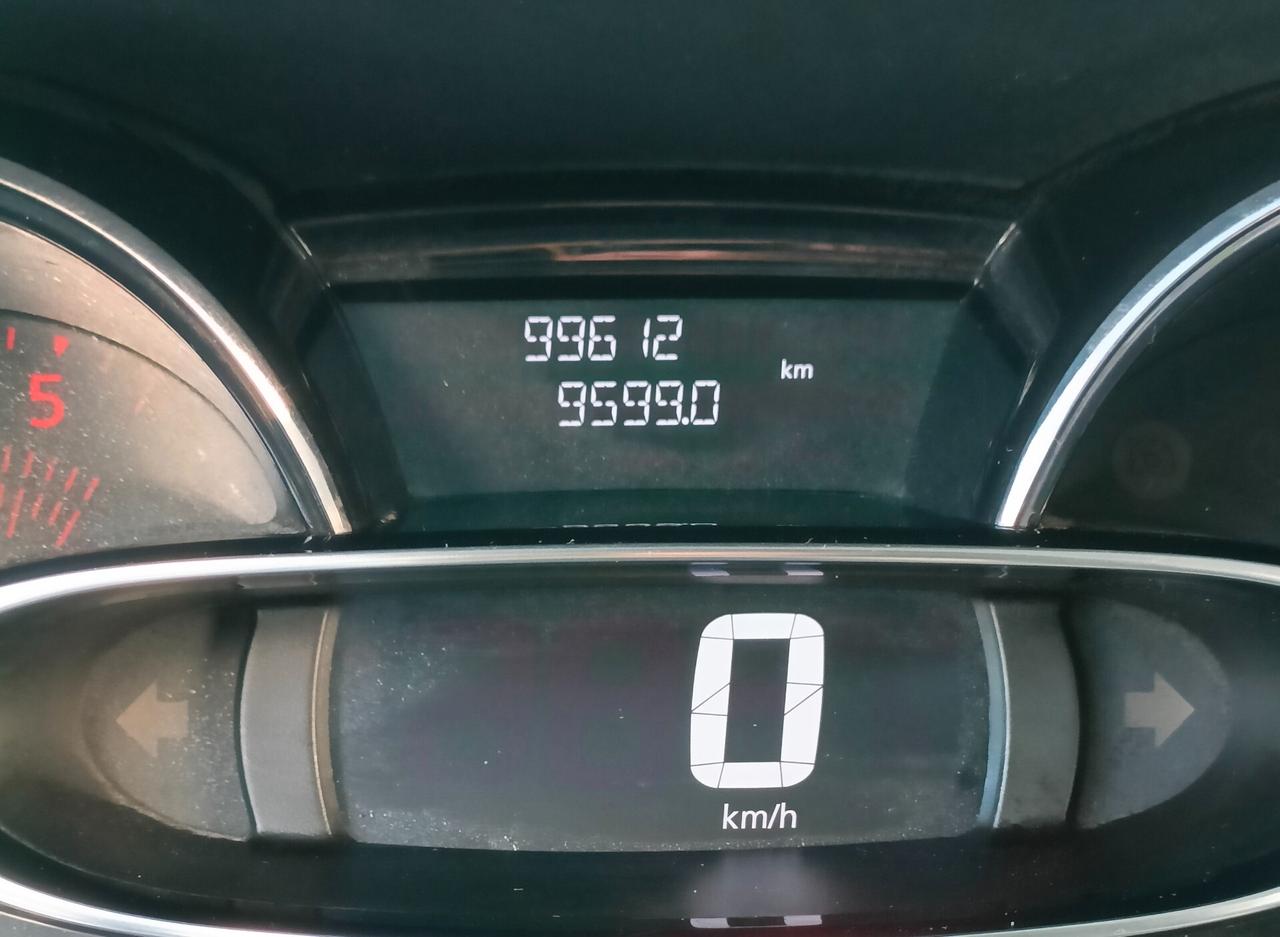 Renault Clio dCi 8V 75 CV Start&Stop 5 porte Energy Intens