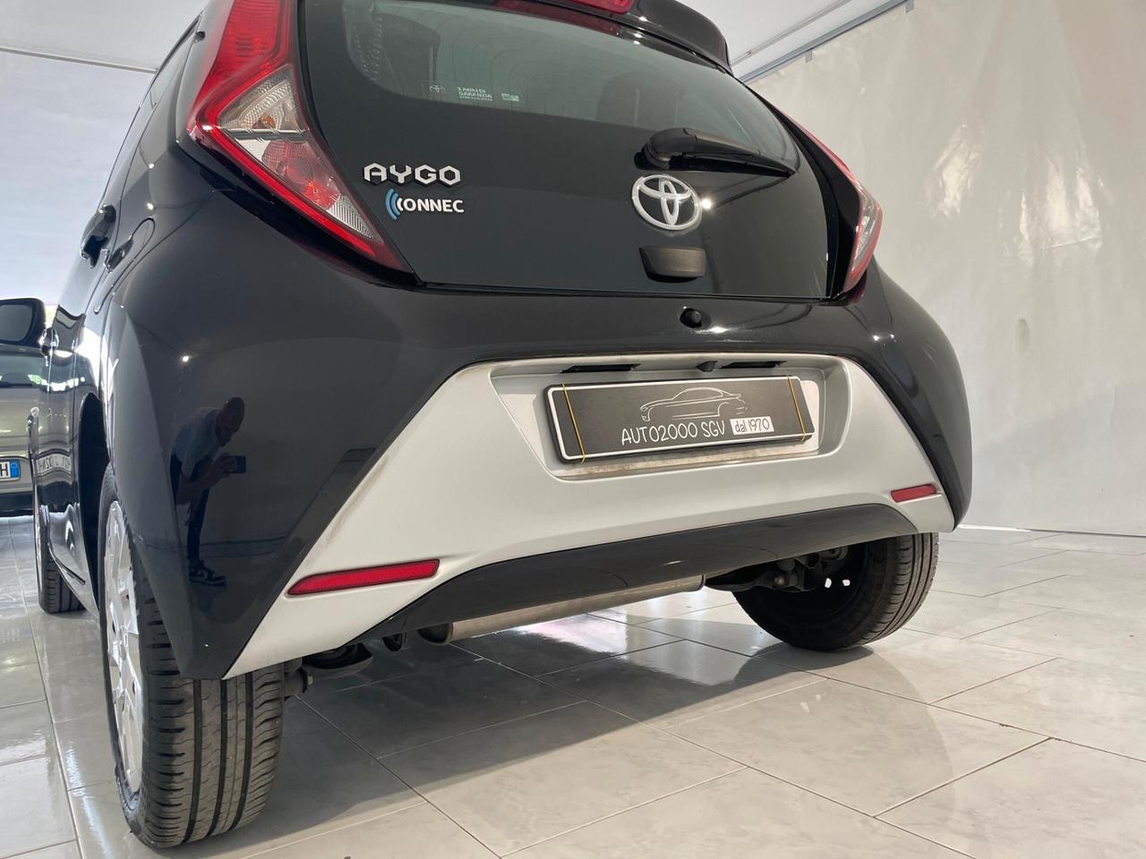 Toyota Aygo Connect 1.0 72CV X-CONNECT NEOPATENTATI