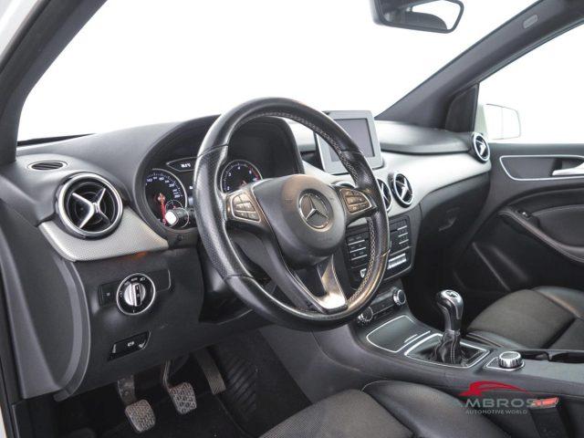 MERCEDES-BENZ CLA sse B 180 CDI Sport