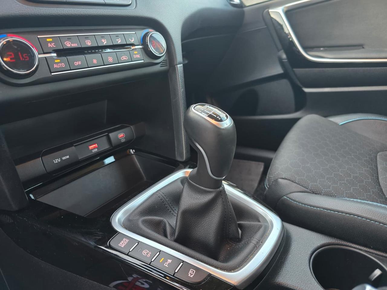 Kia XCeed 1.6 CRDi 136 CV MHEV iMT Business
