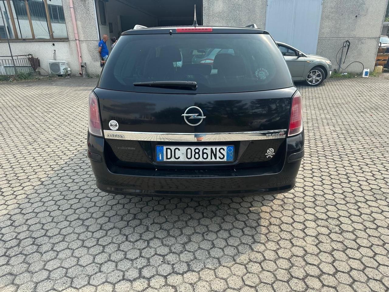 Opel Astra 1.7 CDTI 101CV Station Wagon Club
