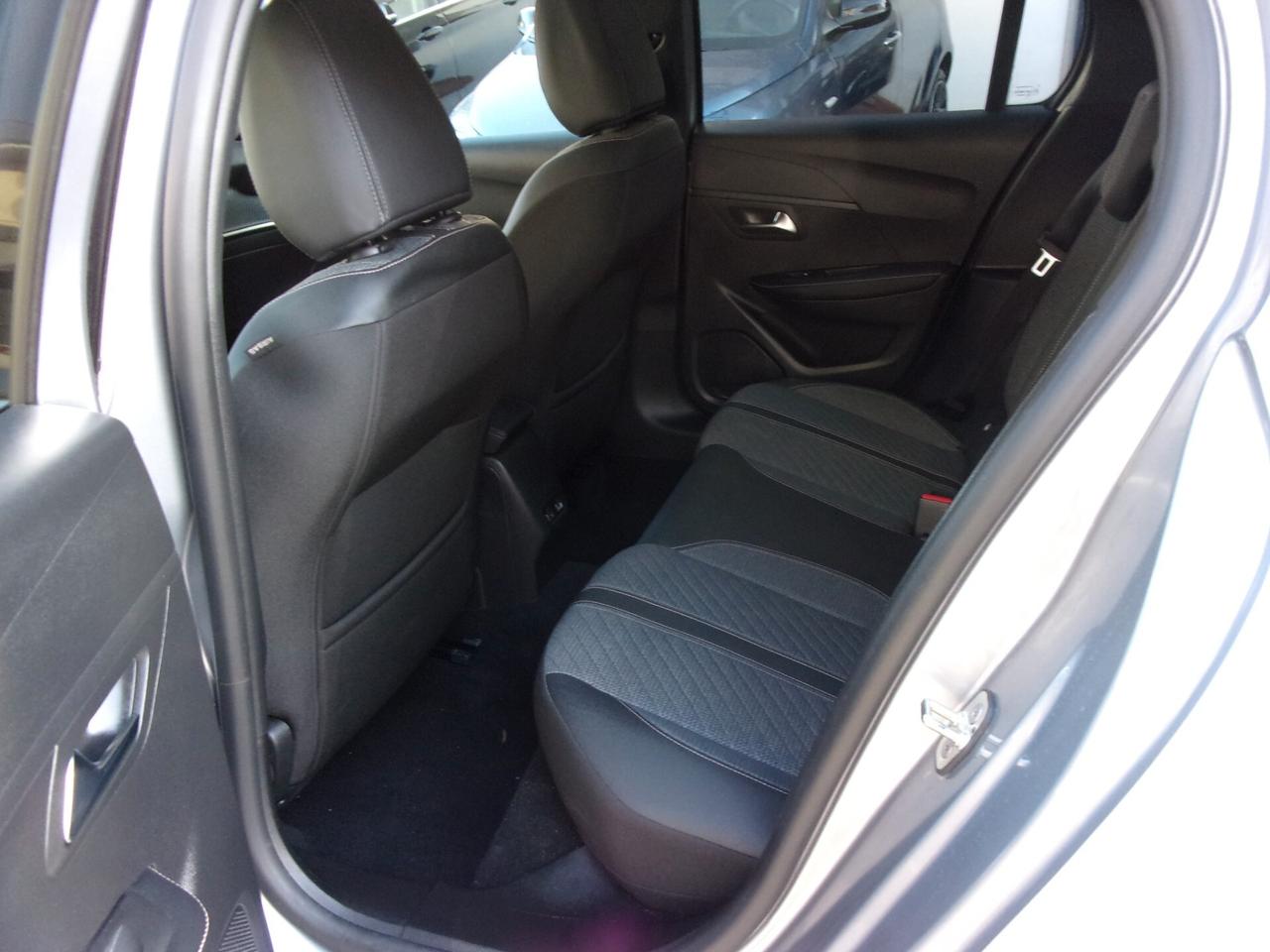 Peugeot 208 PureTech 100 5 porte Allure NESSUN VINCOLO