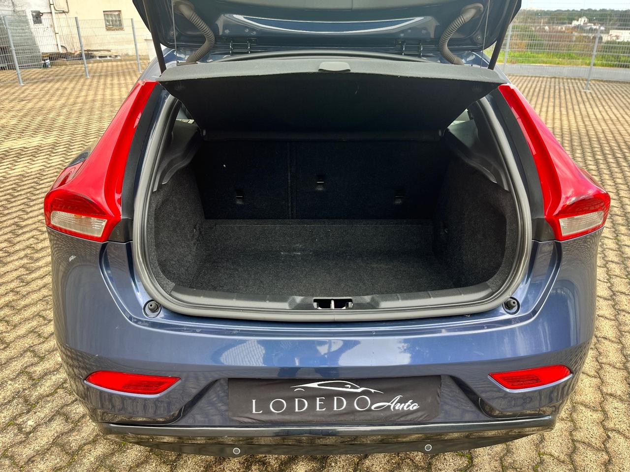 Volvo V40 D2 1.6 Kinetic - 2016