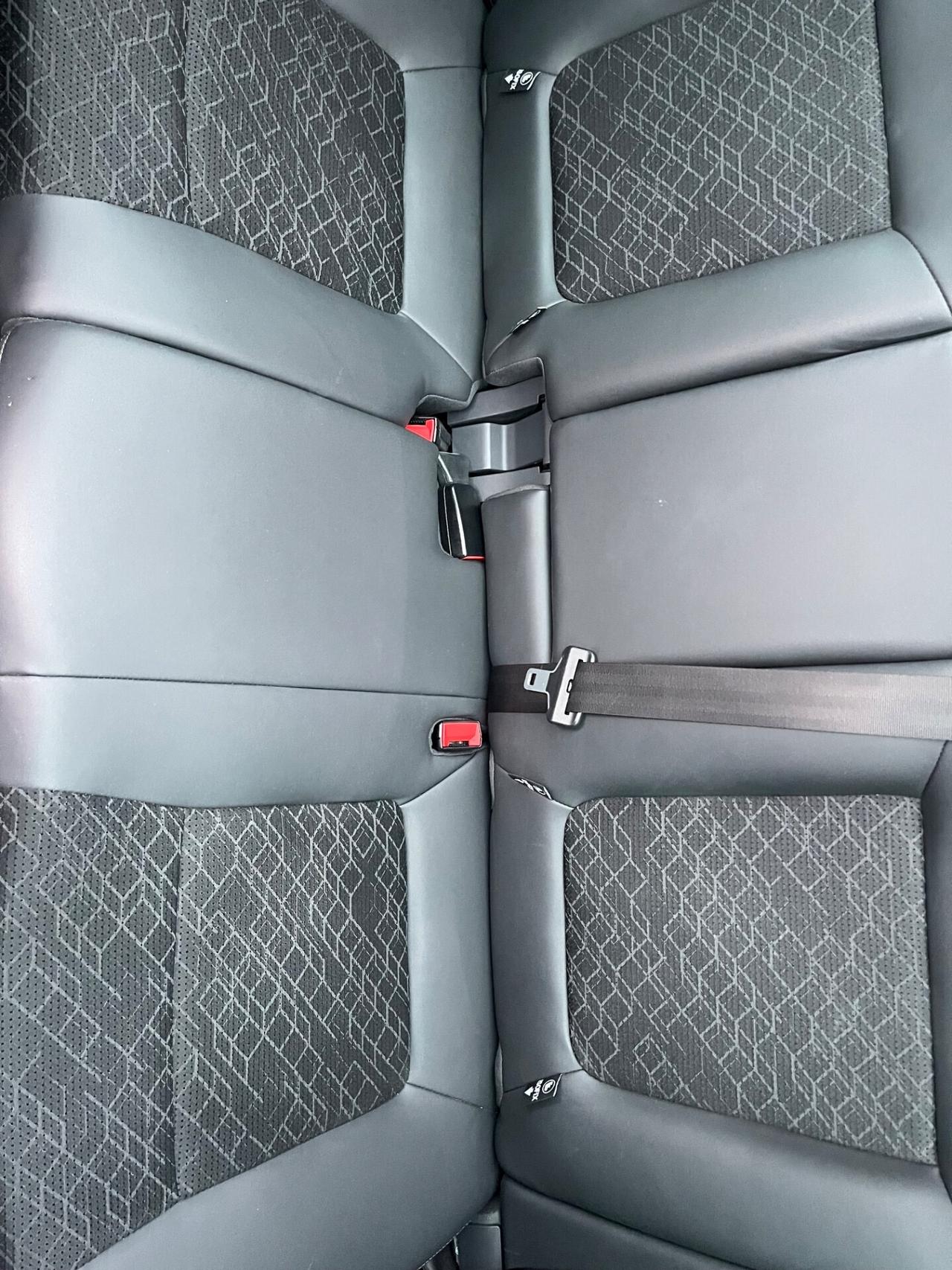 Peugeot 3008 1.6 HDi 115CV Allure
