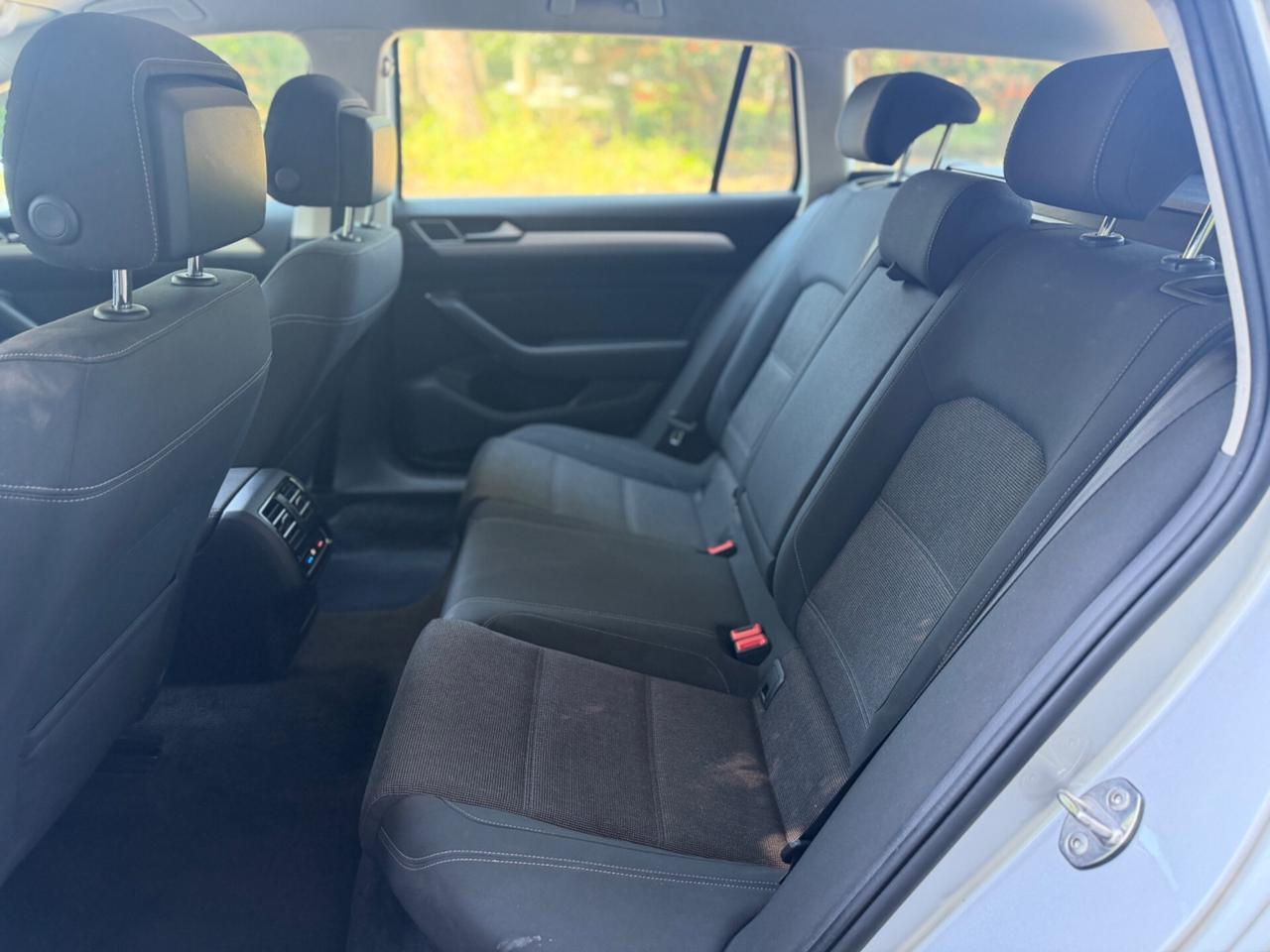 Volkswagen Passat 1.6 TDI Business BlueMotion Technology