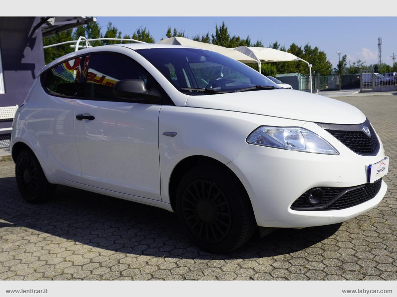 LANCIA Ypsilon 1.2 69CV 5p.ti Elefantino Blu Adatta a Neopatentati