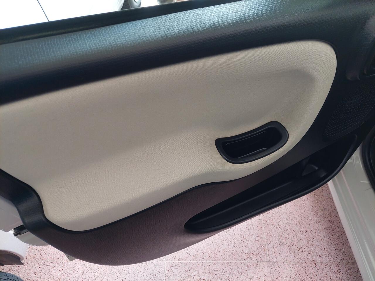 Fiat Panda 1.2benzina SOLI 52.000KM 5posti