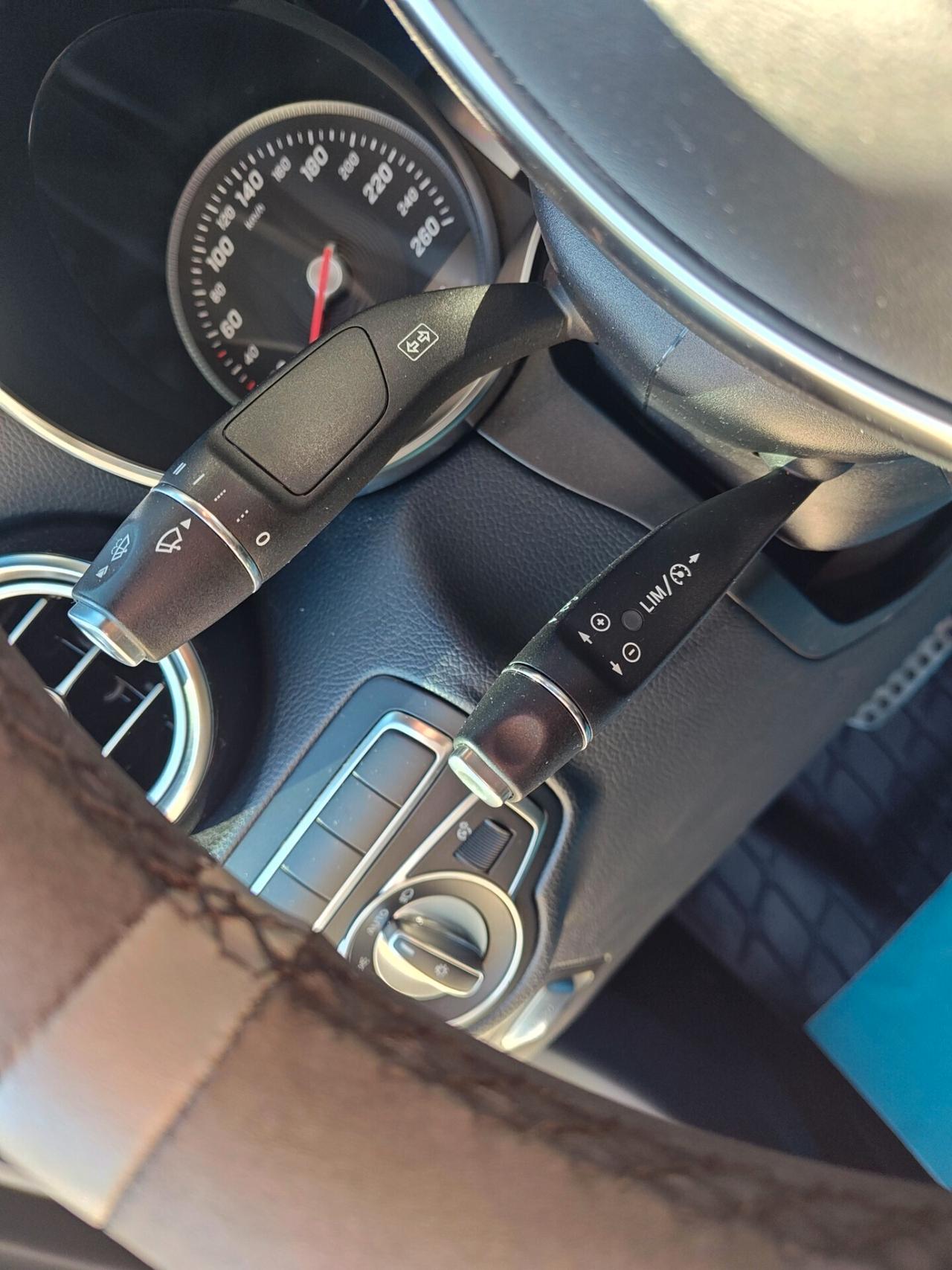 MERCEDES GLC COUPÉ 250 D 4MATIC PREMIUM AMG NIGHT