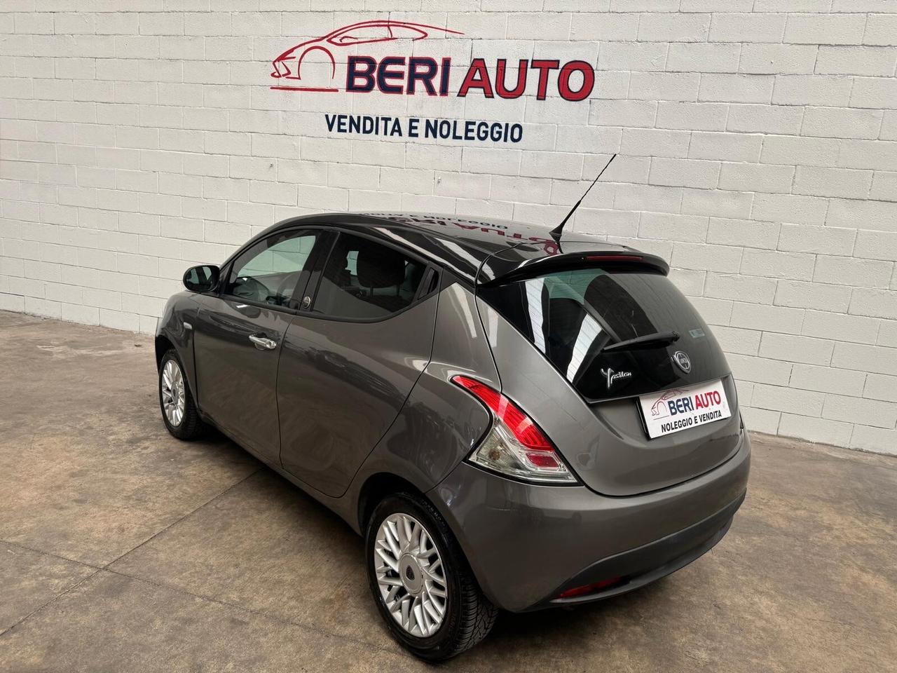 Lancia Ypsilon 1.2 benzina GPL valido fino al 2033