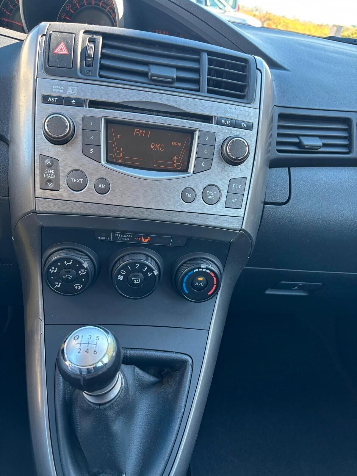 Toyota Verso 1.6 Sol CON SOLI 91.900 KM CERTIFICATI TOYOTA UNICO PROPRIETARIO, 5 posti